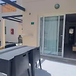 Apartamentos Alisios Con Terraza Y Piscina
